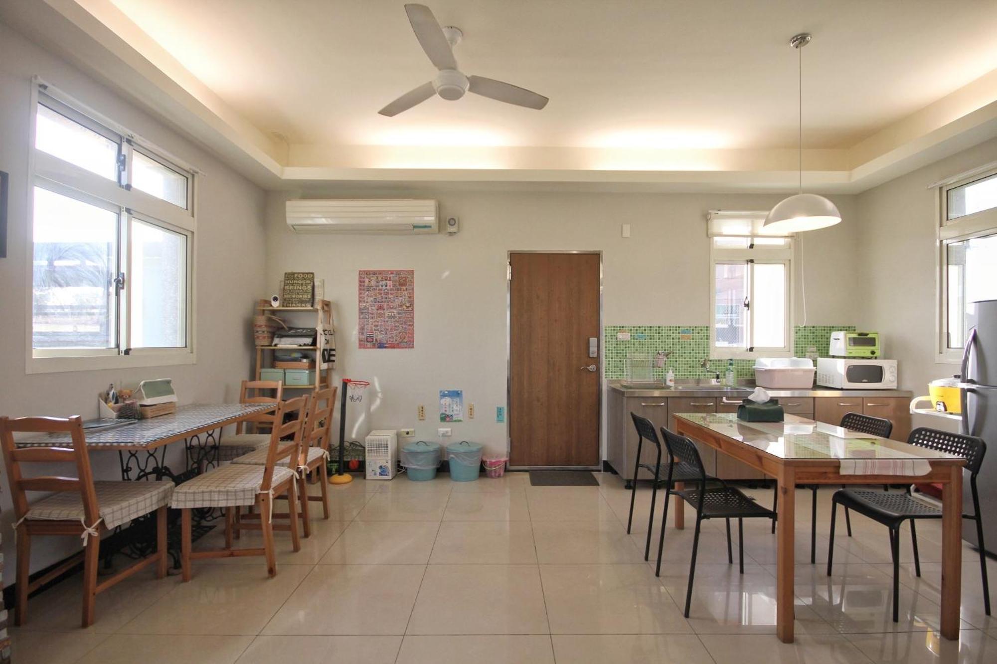 Happy Tree Hostel Jinning Bagian luar foto