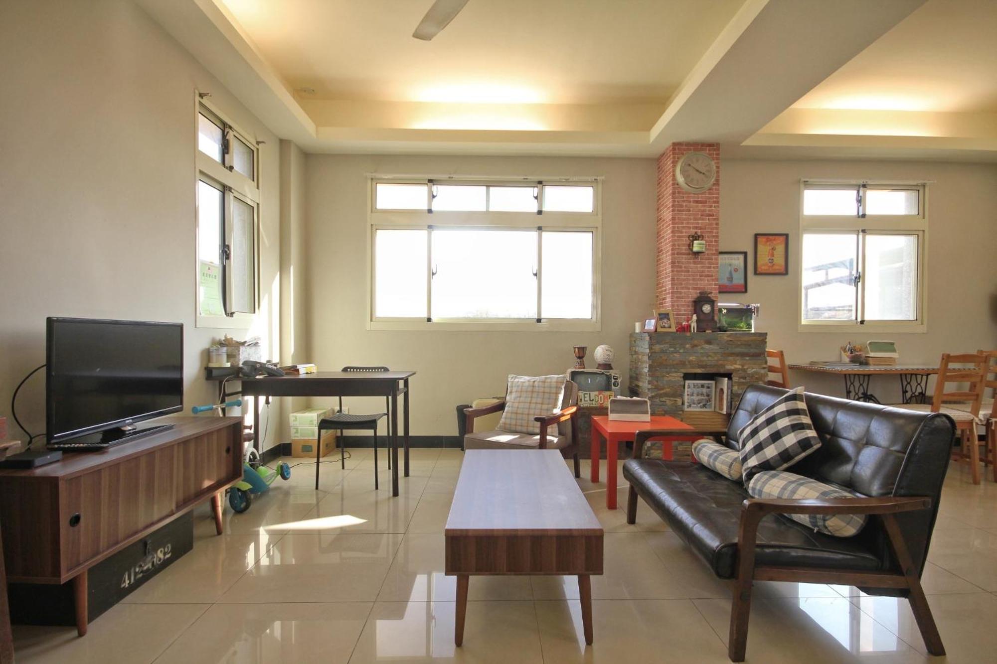 Happy Tree Hostel Jinning Bagian luar foto