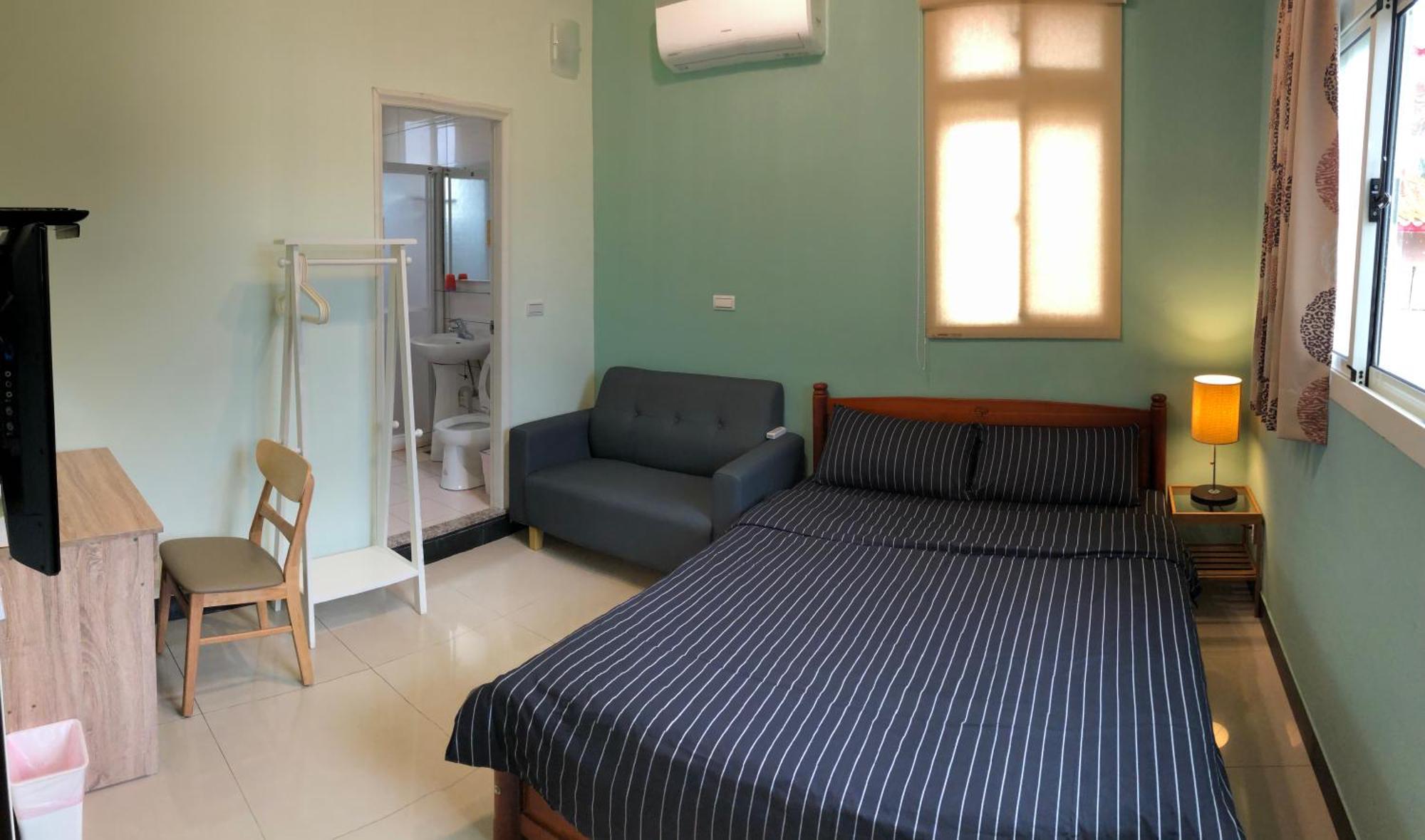 Happy Tree Hostel Jinning Bagian luar foto